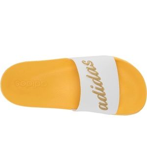 ✨✨ Brand new never worn limited edition women’s adidas slides💛🤍🧡✨✨